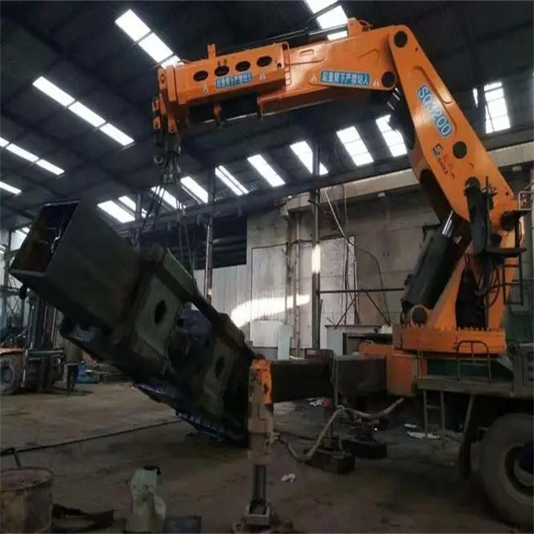 宁化县130吨折臂吊车出租吊机租赁附近电话